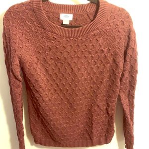 Maroon sweater